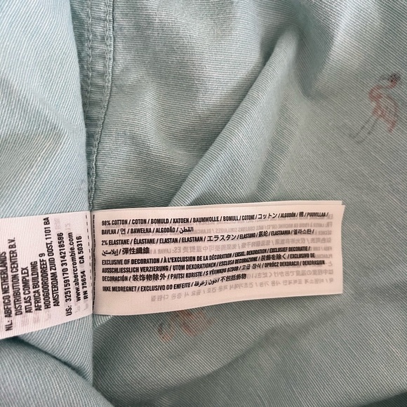 Hollister men's collared button down shirt Medium teal flamingos resortwear Prep - Picture 7 of 8